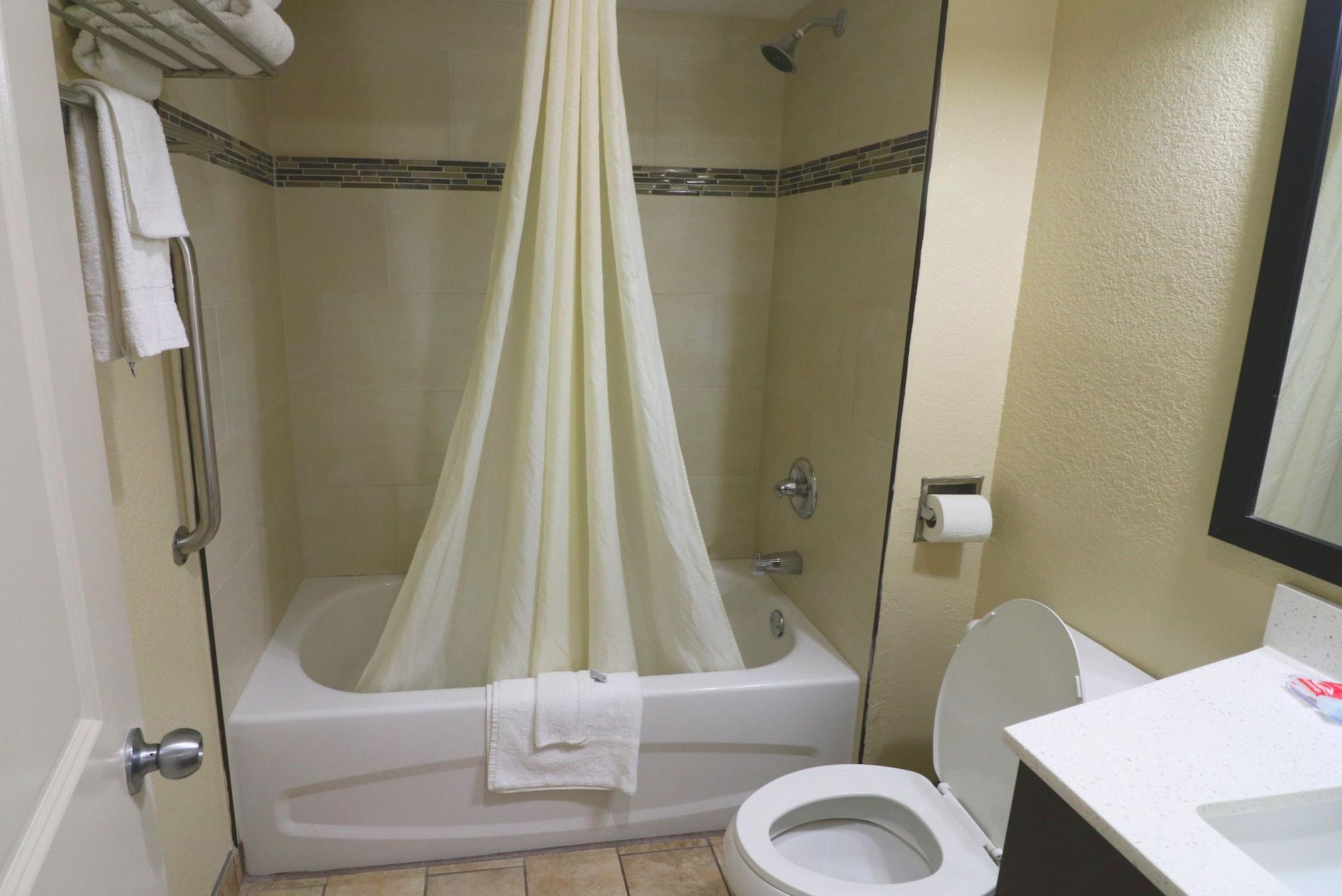 Econo Lodge Inn & Suites Gatlinburg At The Convention Center Exteriör bild